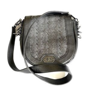Steve Madden Woven Crossbody Bag Grey Saddle Purse Silver